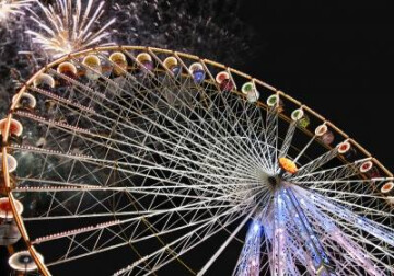 1er feu d'artifice parisien ! A la foire du Trone
