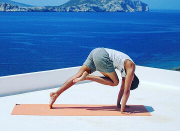 75 min Jivamukti Yoga with Alex at Ici-Selfcare