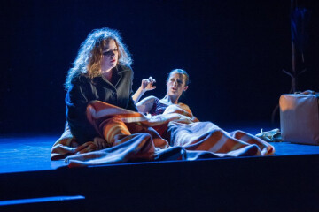 Accros aux barbelés