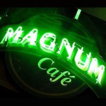 Soirée Clubbing @ Magnum Café