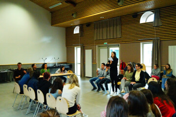 "Atelier Joute verbale. Pro et contra ", dirigé par Les Tréteaux de France, Centre Dramatique National