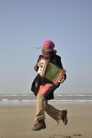 ALDONA FÊTE SES 20 ANS !