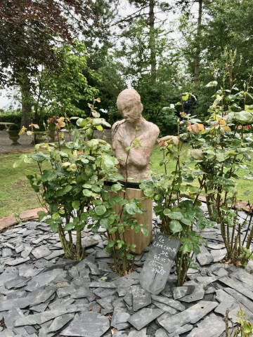 "DE TERRE ET DE BOIS" au jardin de la Ferme Wessière à Oye-Plage