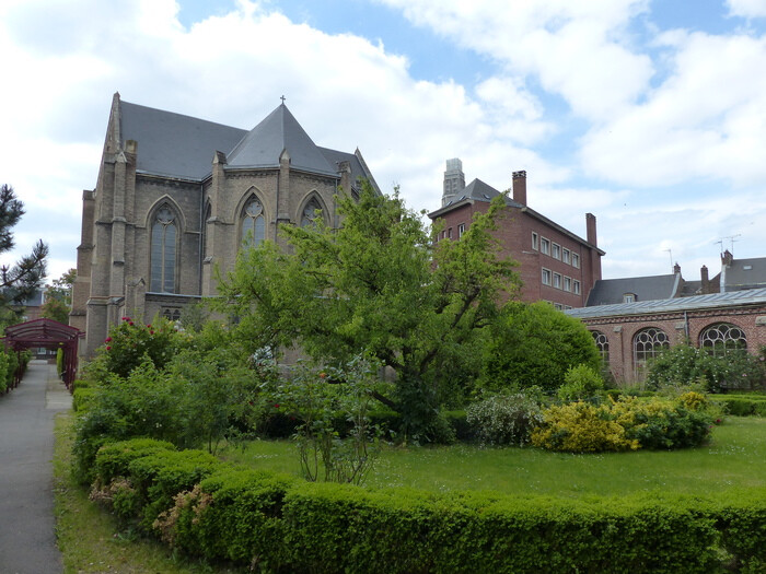Visite des bâtiments historiques de la Sainte-Famille