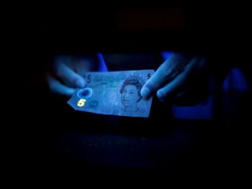 Au laboratoire de criminalistique