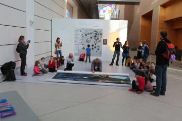 "Je suis ta fm" de Carla Adra dans le salon de musique de Kandinsky