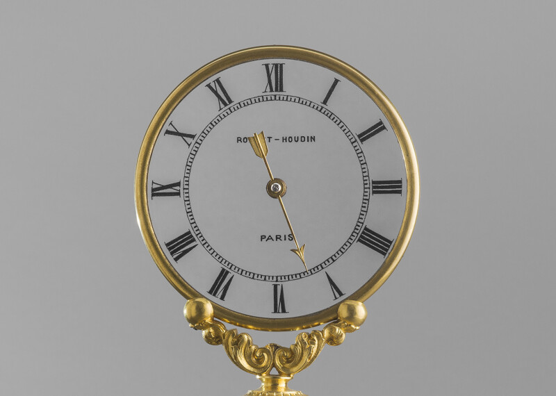 Mon précieux...L'horloge et le magicien