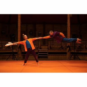 "LA FABULEUSE HISTOIRE DE BASARKUS" CIE LAMENTO &amp; ACAD.FRATELLINI