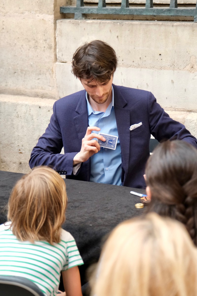 Animation magie tout public avec Pierre-Marie Lazaroo