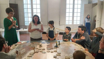 Aix pierre à pierre.