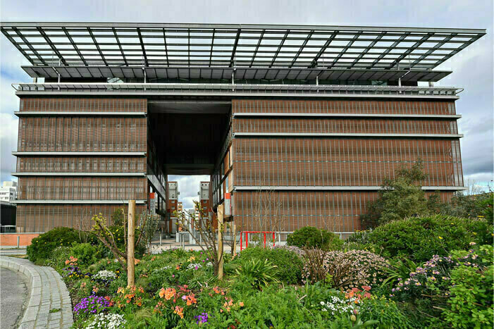 Visite guidée de la Médiathèque José Cabanis