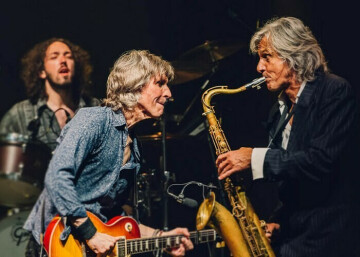 The Dire Straits Experience