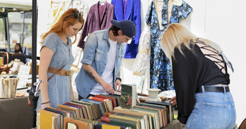 Braderie solidaire du Secours populaire