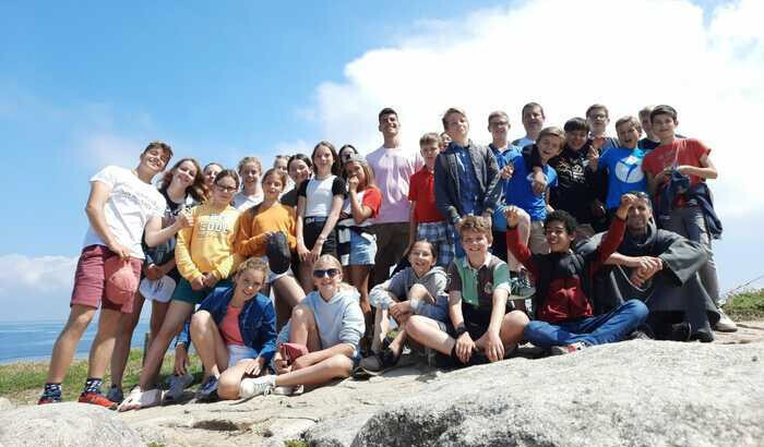 Camp Surf Prière mixte pour collégiens.