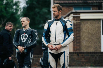 Pillion de Harry Lighton