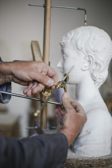 Exposition à la Bâtie d'Urfé - Mains du passé, merveilles d'aujourd'hui