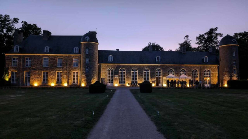 Visite guidée du château dans une ambiance tamisée