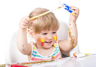 ATELIER BÉBÉ PEINTURE