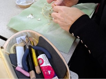 ATELIER CRÉATION BIJOUX ET ACCESSOIRES UPCYCLÉS