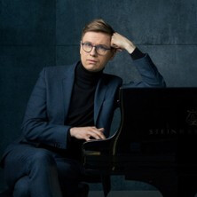 Víkingur Ólafsson - Bach, Beethoven, Schubert