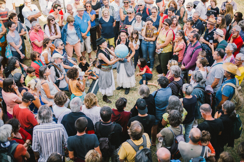 Saison Vagabonde : De Bouche à Oreille - Les Sœurs Tartellini