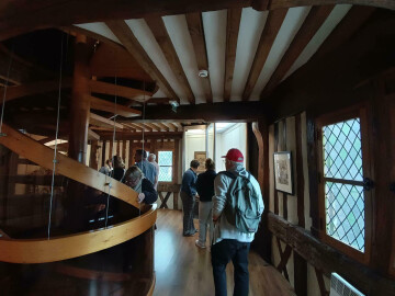 Atelier : dessine ton musée de nuit !