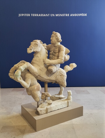 Jupiter cavalier terrassant un monstre anguipède