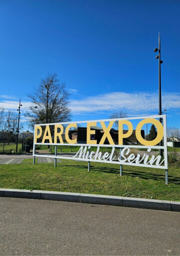 𝐋𝐚 𝐉𝐨𝐮𝐫𝐧𝐞́𝐞 𝐝𝐞𝐬 𝐎𝐩𝐩𝐨𝐫𝐭𝐮𝐧𝐢𝐭𝐞́𝐬 𝐫𝐞𝐯𝐢𝐞𝐧𝐭… 𝐞𝐭 𝐯𝐨𝐢𝐭 𝐠𝐫𝐚𝐧𝐝 !