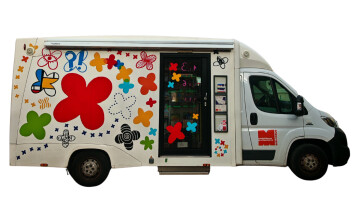 Fresque du bibliobus : inauguration