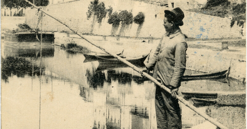 Qu'y a-t-il de plus clair que la Lune ?