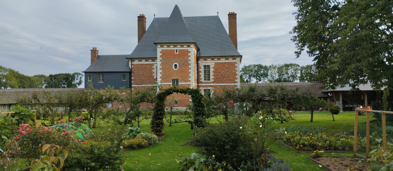 Visite libre du jardin-clos