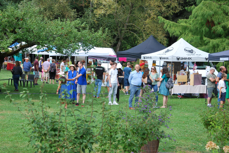 Marché du terroir au château du Grand Jardin