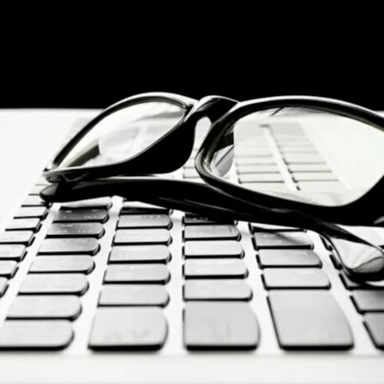 Numérique et déficience visuelle : des ateliers adaptés