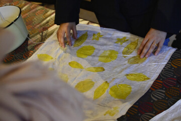 Atelier teinture végétale dans le jardin de l'abbaye