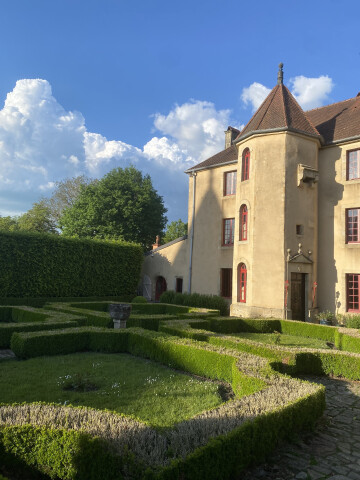 Visite des jardins du château d’Ouge