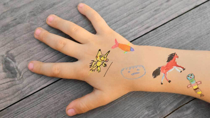 Dessine ton tatouage éphémère