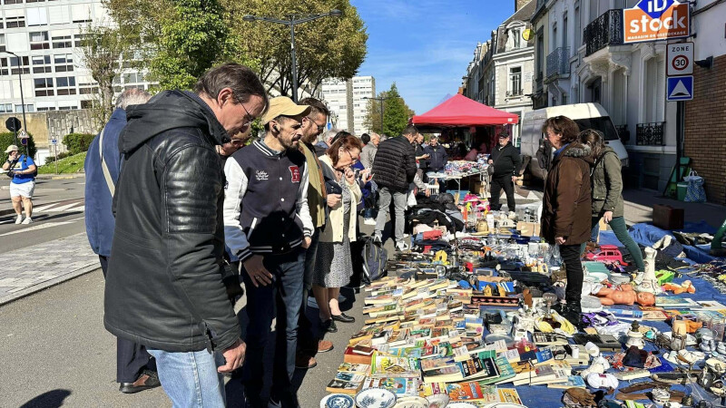 Braderie boulevard Daunou