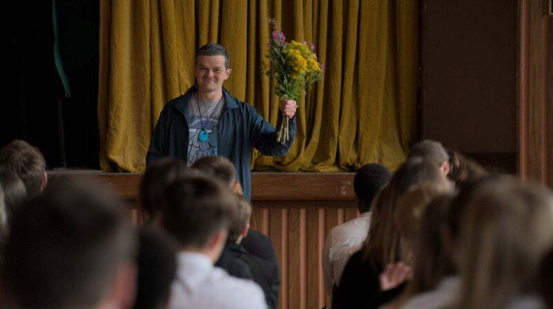 PLUS FORT QUE MOI | Rencontre avec le Café des Langues