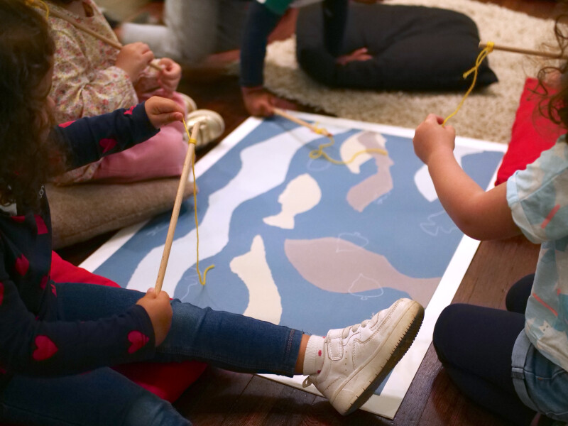 À quatre mains et quatre pattes