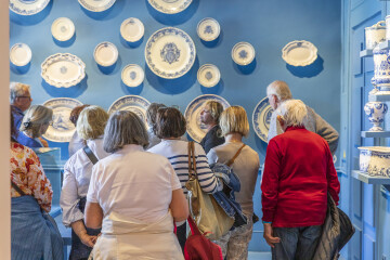 Envie d'en savoir plus sur l'art de la faïence à Moustiers?