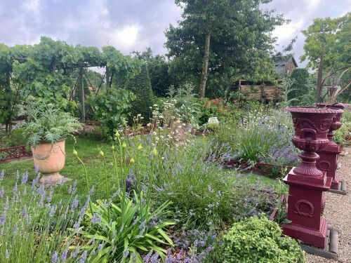 Au jardin des Possibles, un autre regard s'éveille.