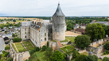 A la découverte des deux jardins du château de Châteaudun