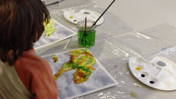 Atelier "Crée ton portrait de Dino !" / Médiathèque de Wazemmes