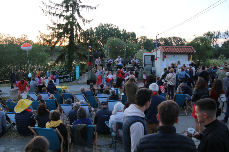 Concert sur les bords de Loire