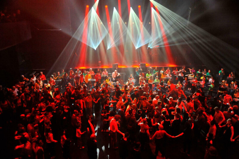 "Et bien, dansez maintenant !" Roman Le Gourierec – Little Big Noz