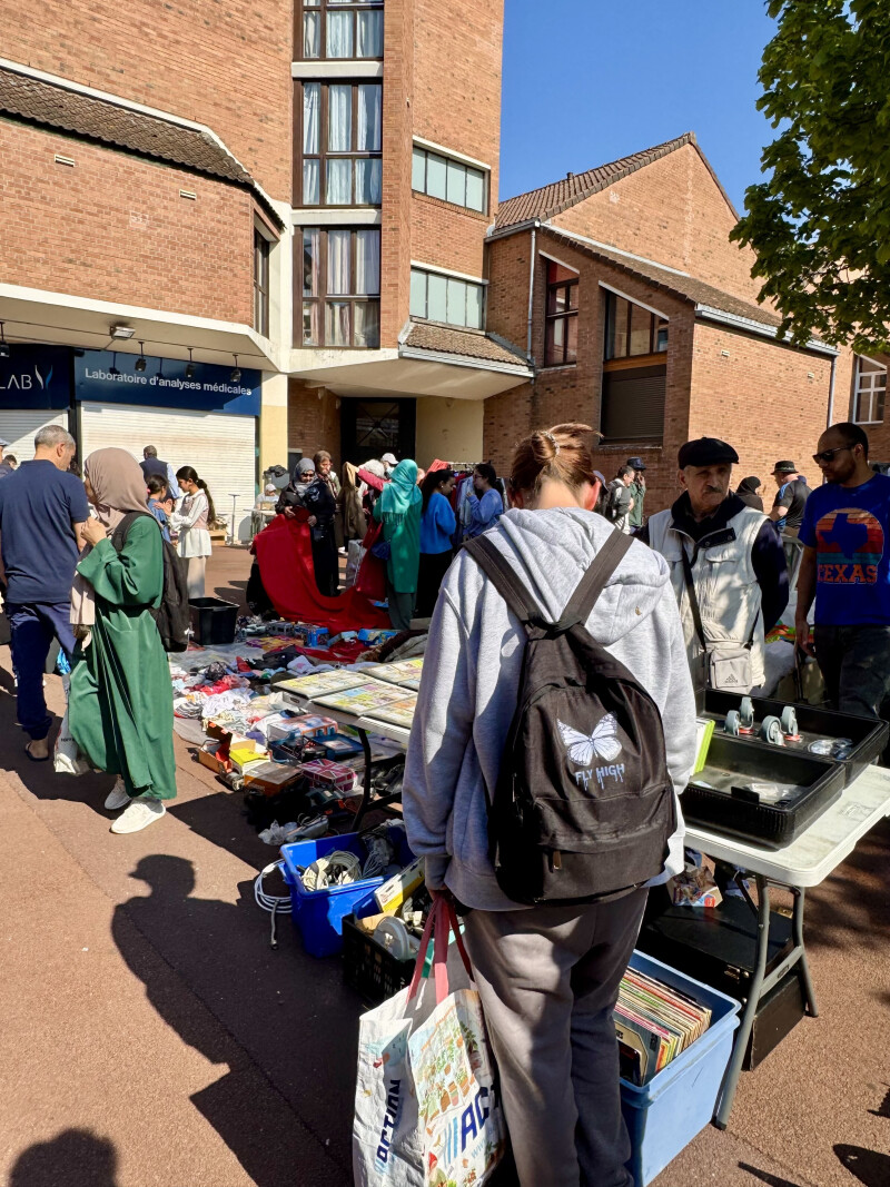 Vide grenier des Marchenelles