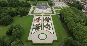 Visite du parc du château d'Ancy le Franc