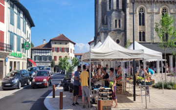 Marché aux produits fermiers