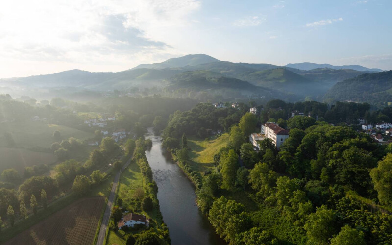 Visite guidée de Cambo-les-Bains, Histoire et métamorphoses d'une ville thermale