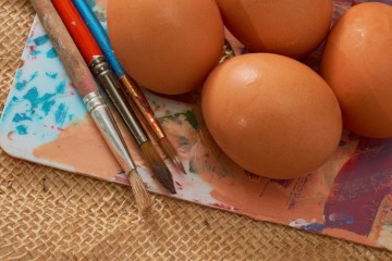 Atelier d'initiation à la peinture à l'oeuf.